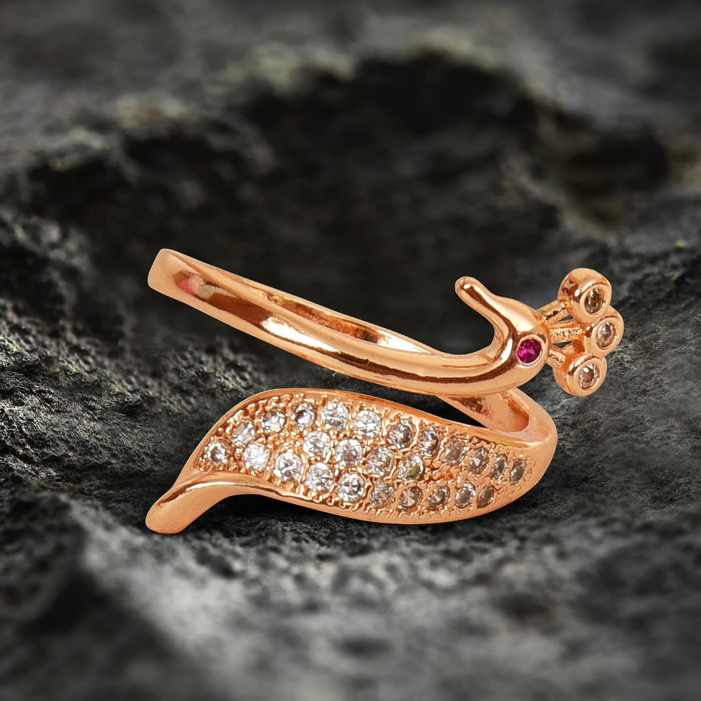 Elegant Rose Gold Diamond Ring